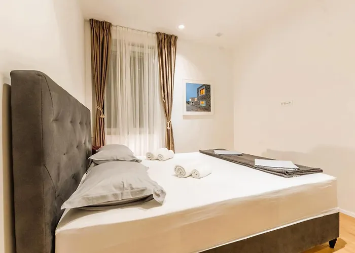 Eva Luxury Two Bedrooms & Bacvice Lejlighed *