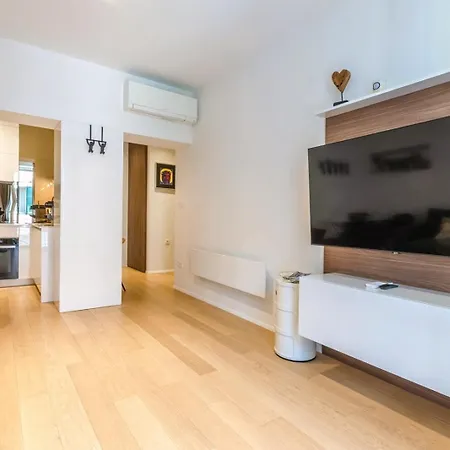 Eva Luxury Two Bedrooms & Bacvice Appartement *